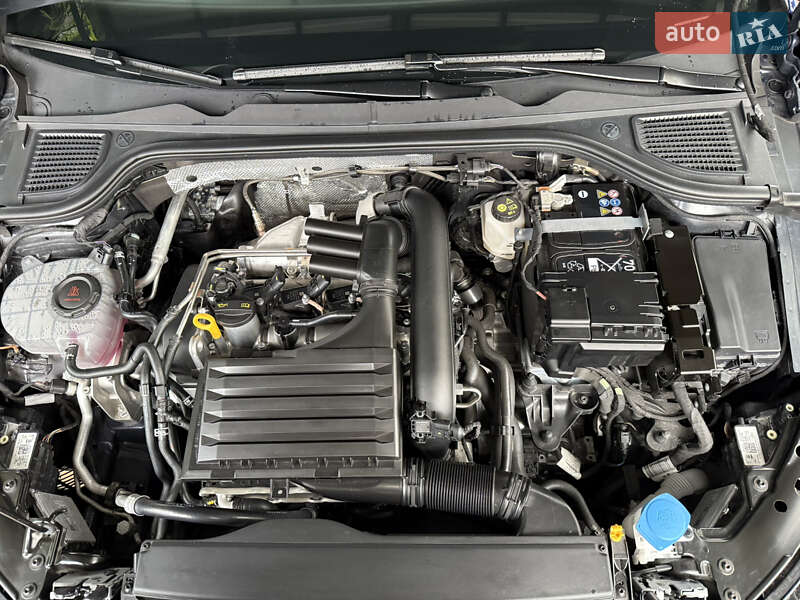 Volkswagen Golf 2025