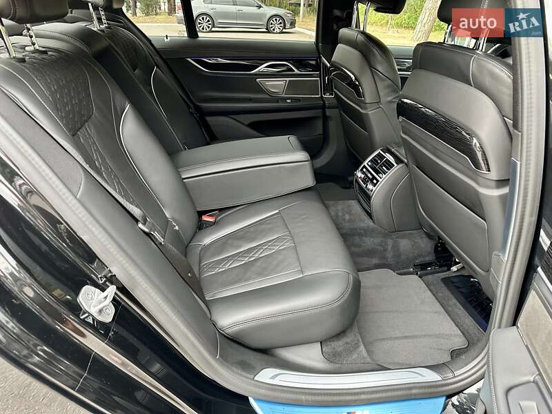 BMW-33