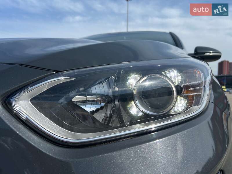 Kia-0