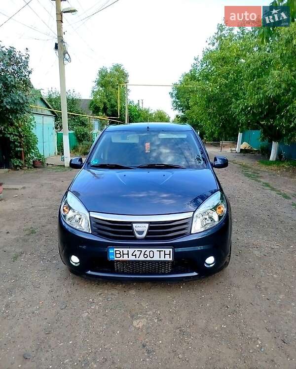 Dacia Sandero 2009