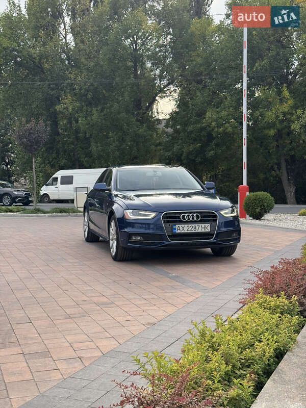 Audi A4 2014