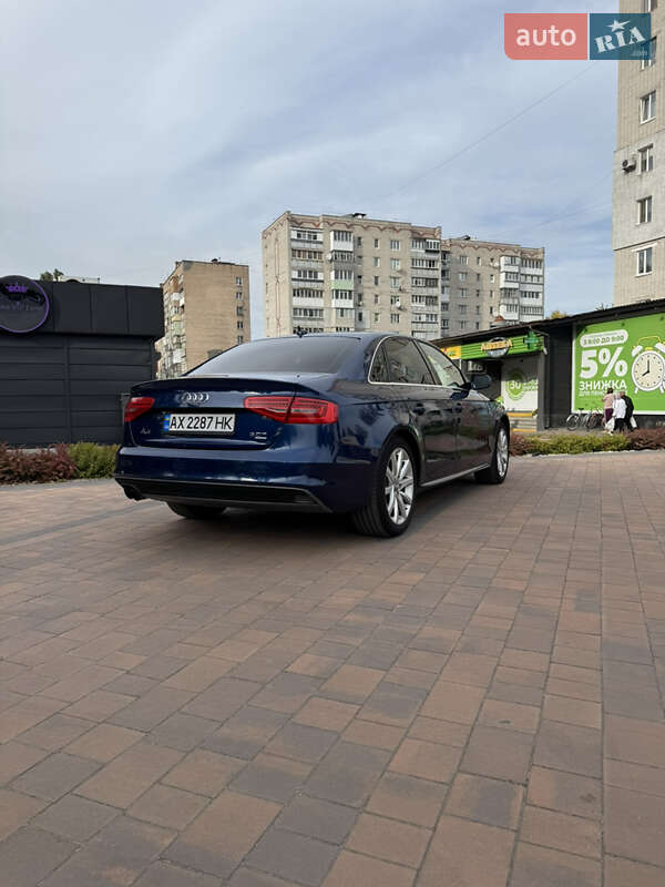 Audi A4 2014