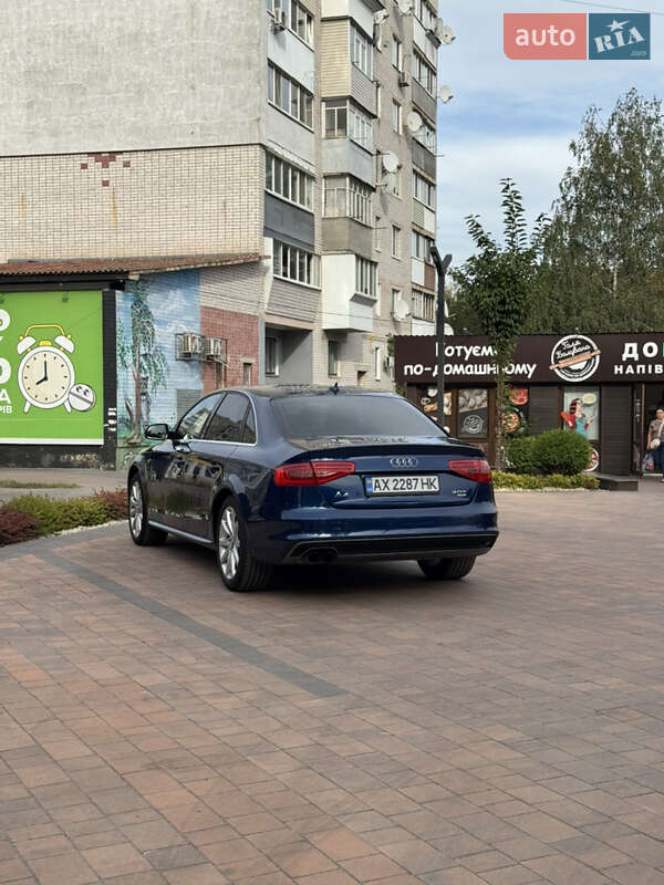 Audi A4 2014