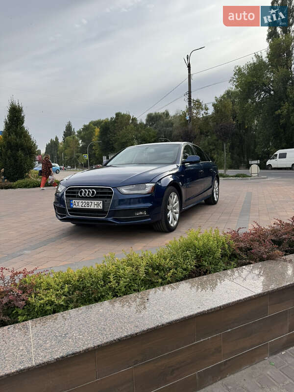 Audi A4 2014