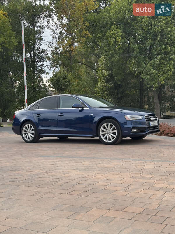 Audi A4 2014