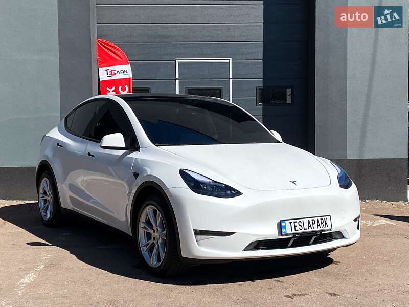Tesla-3