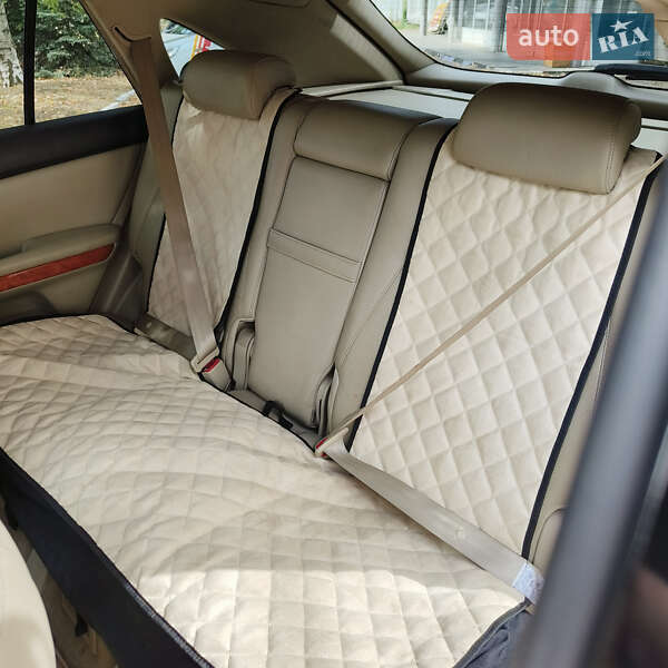 Lexus-28