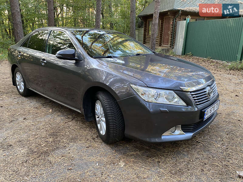 Toyota Camry 2011