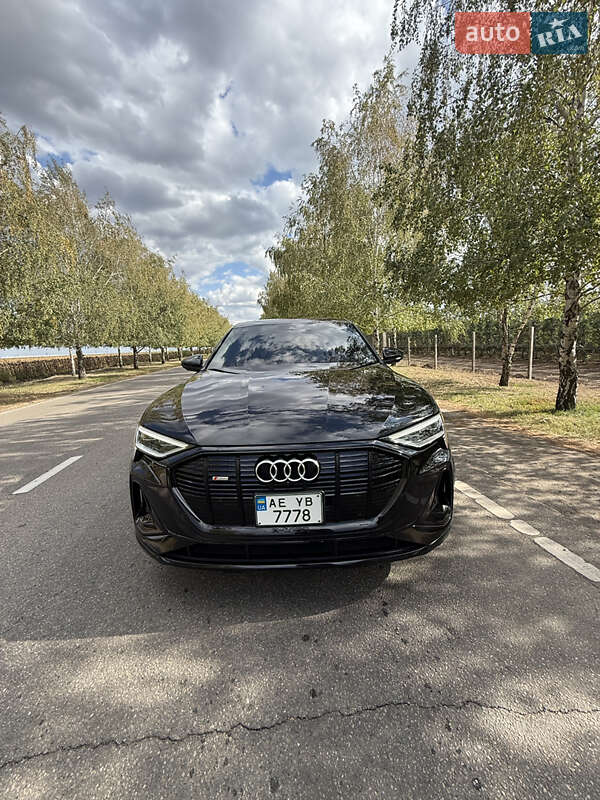Audi-2