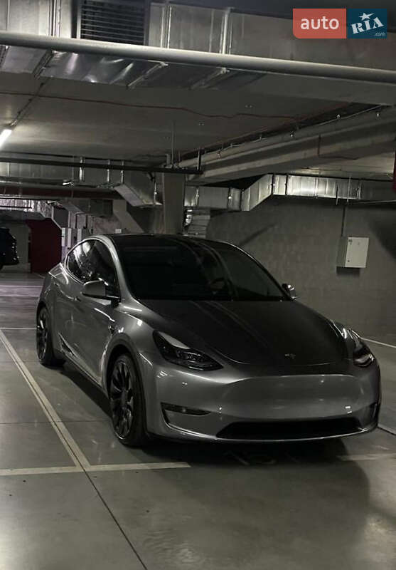 Tesla-3