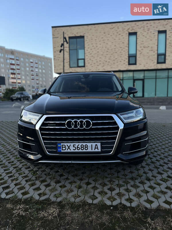 Audi-8