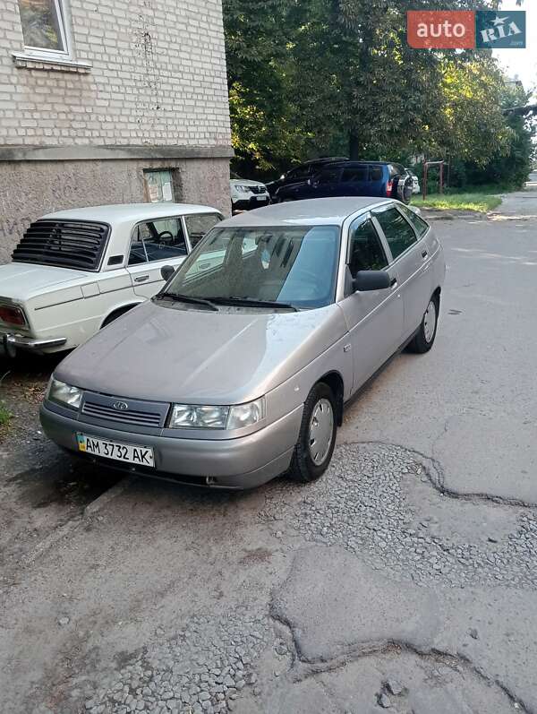 ВАЗ / Lada-4
