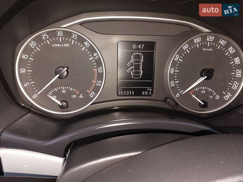 Skoda-4