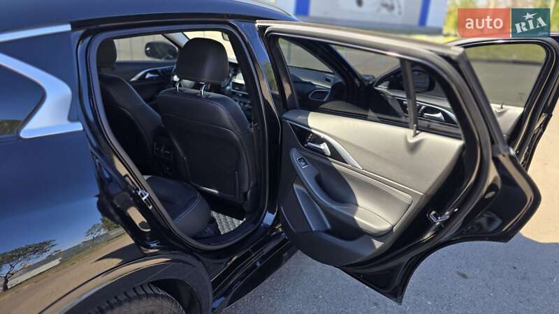 Infiniti-11