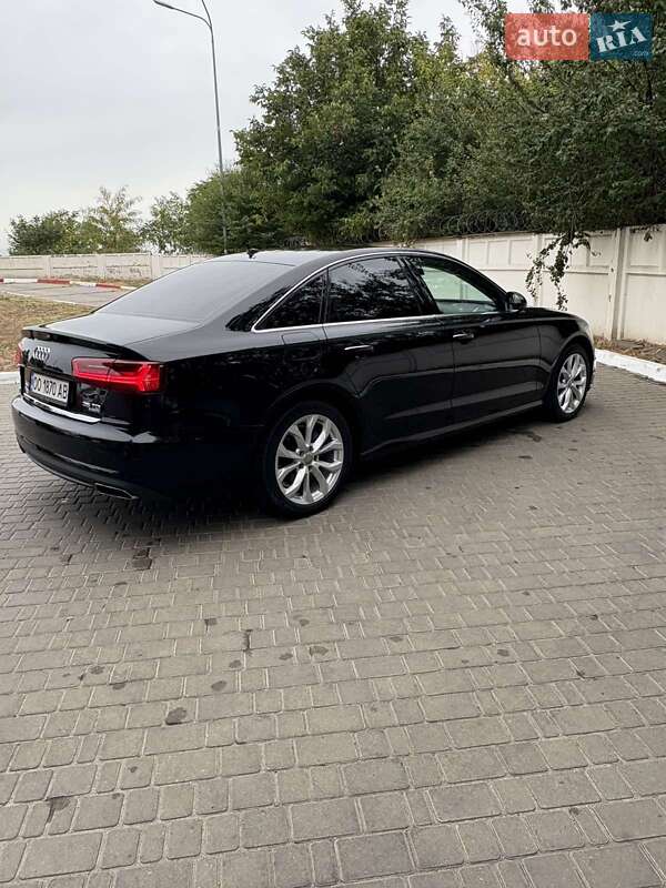 Audi-0