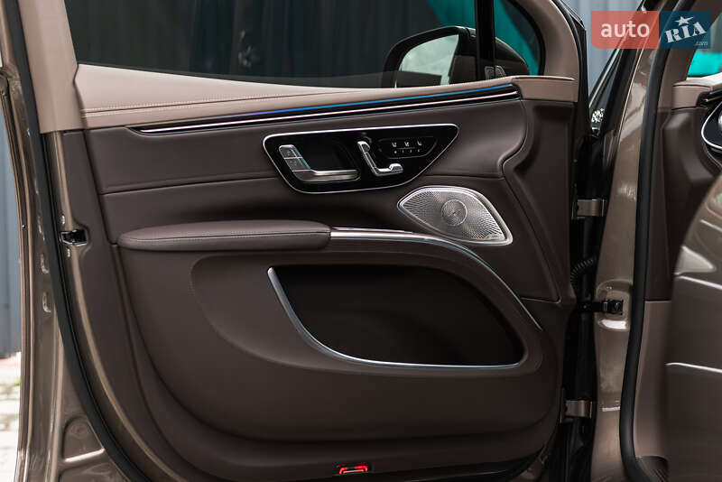 Mercedes-Benz Maybach 2024