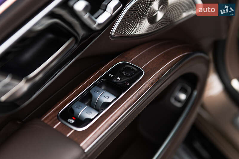 Mercedes-Benz Maybach 2024