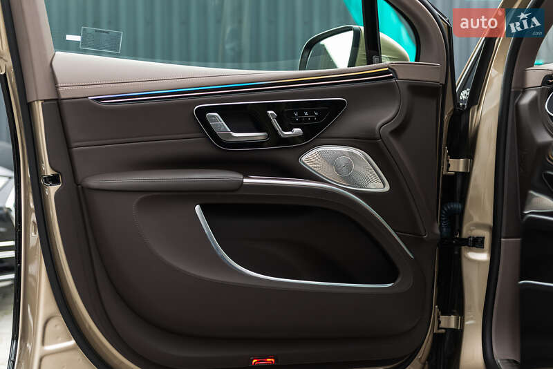 Mercedes-Benz Maybach 2023