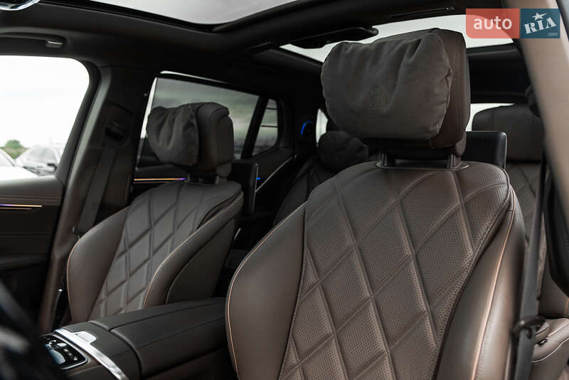 Mercedes-Benz Maybach 2023