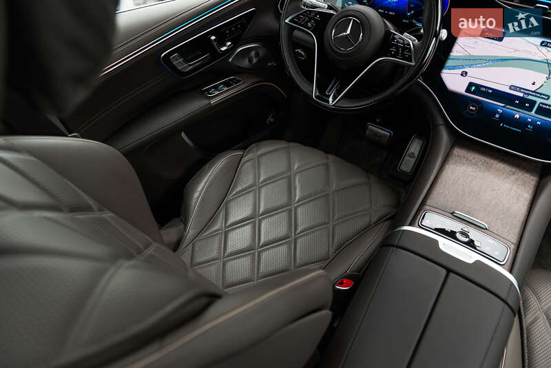 Mercedes-Benz Maybach 2023