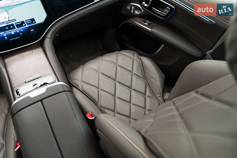 Mercedes-Benz Maybach 2023