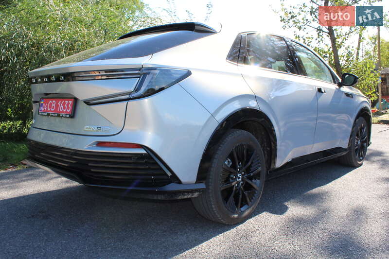 Honda e:NP2 2024
