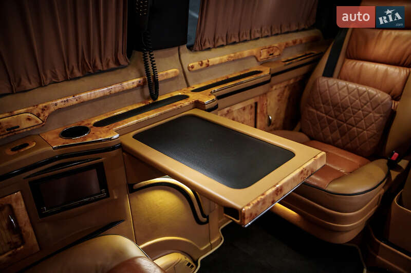 Mercedes-Benz Vito 2010