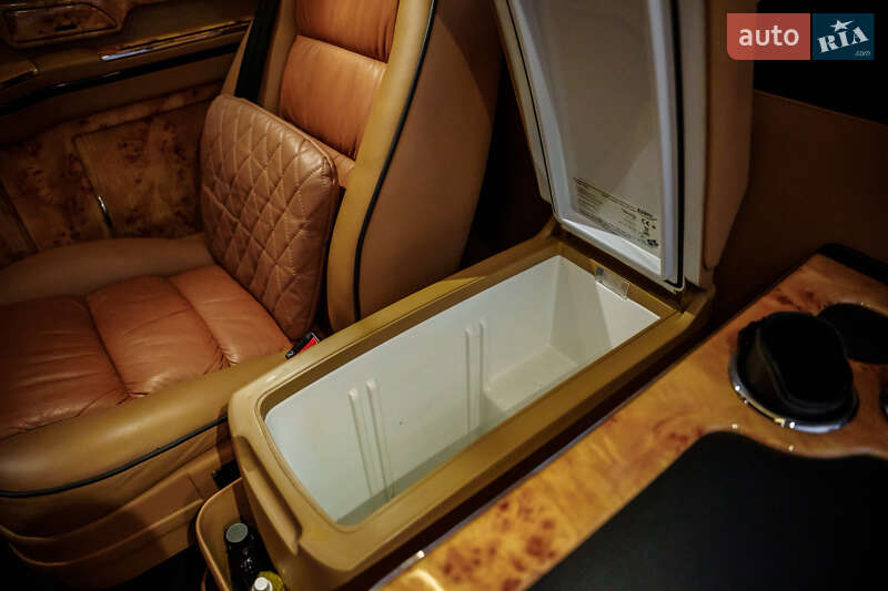 Mercedes-Benz Vito 2010