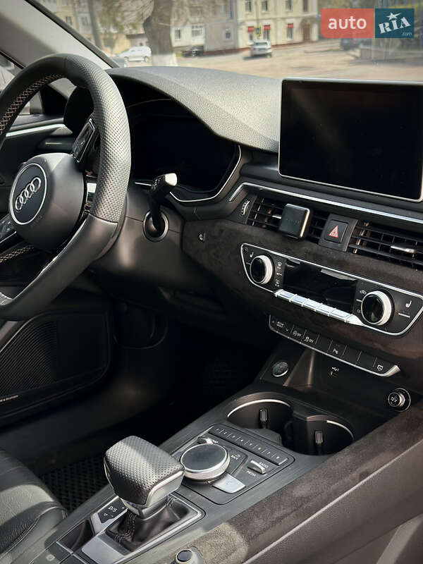 Audi-21