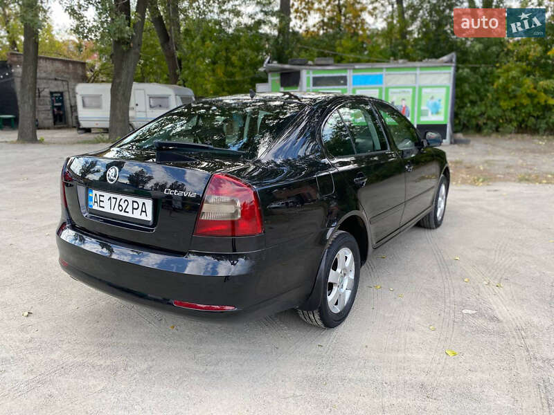 Skoda-12