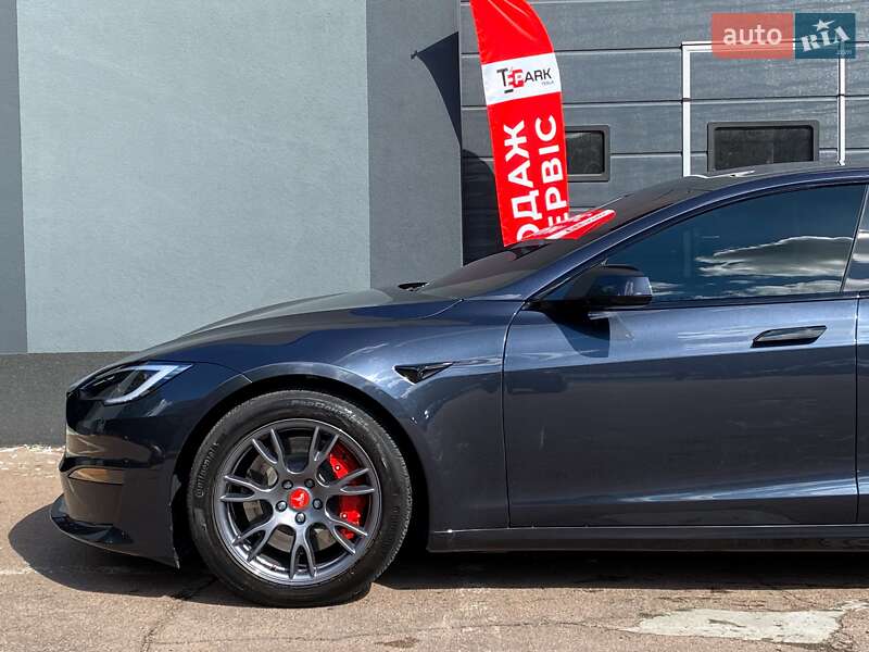 Tesla-3
