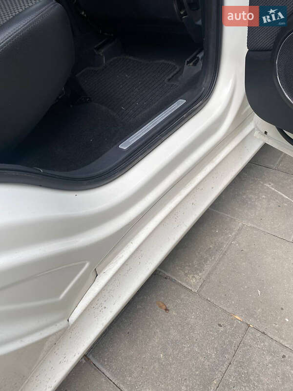 Mercedes-Benz B-Class 2010