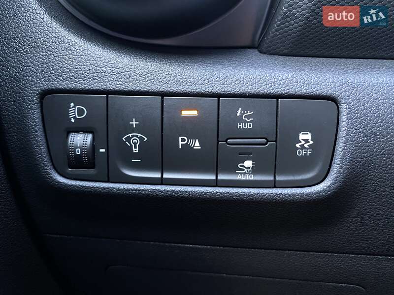 Hyundai Kona Electric 2021