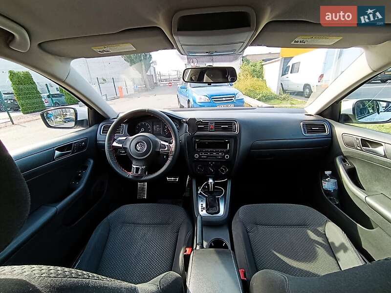 Volkswagen Jetta 2013