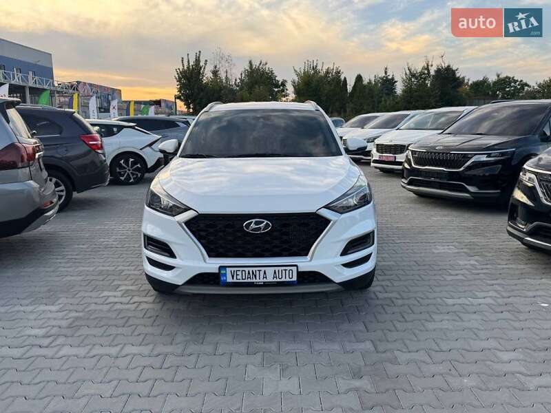 Hyundai-0