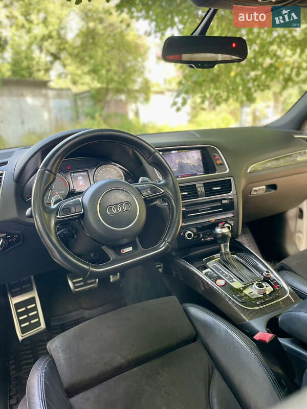 Audi-48