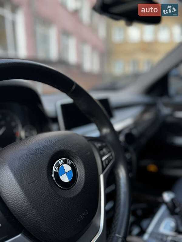 BMW-8