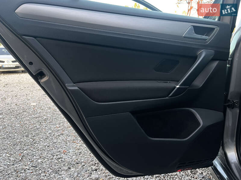 Volkswagen Golf Sportsvan 2014