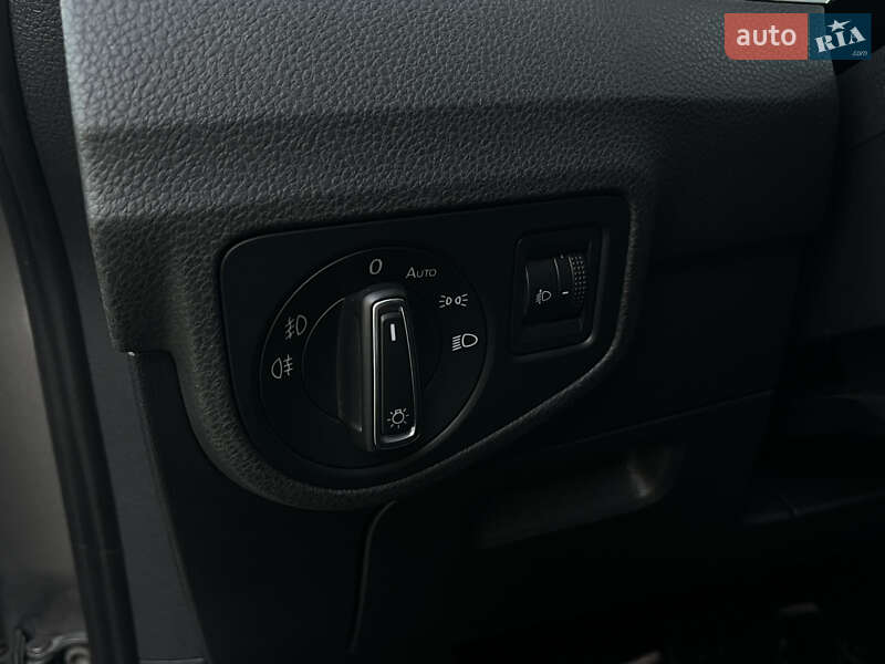 Volkswagen Golf Sportsvan 2014