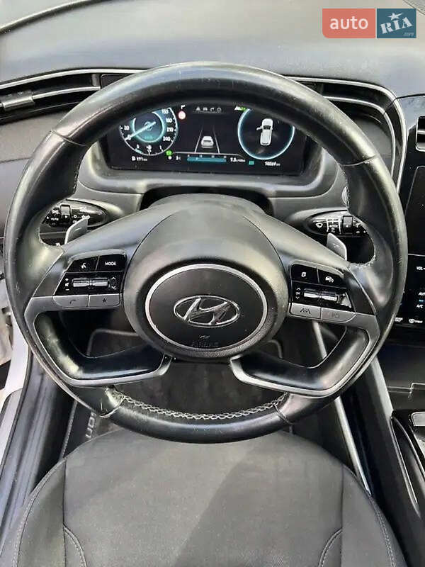 Hyundai-17