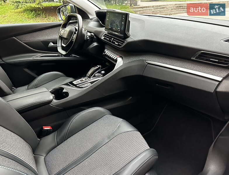 Peugeot 3008 2021