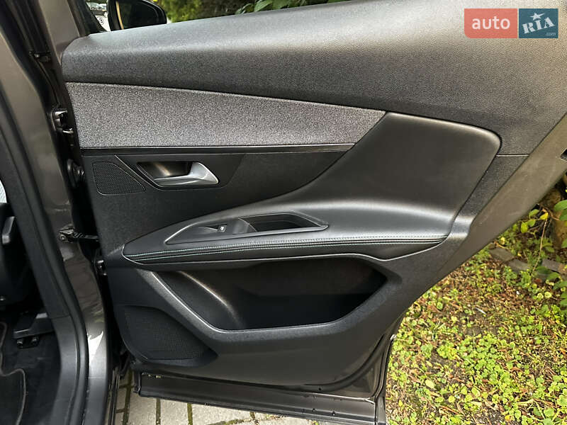 Peugeot 3008 2021