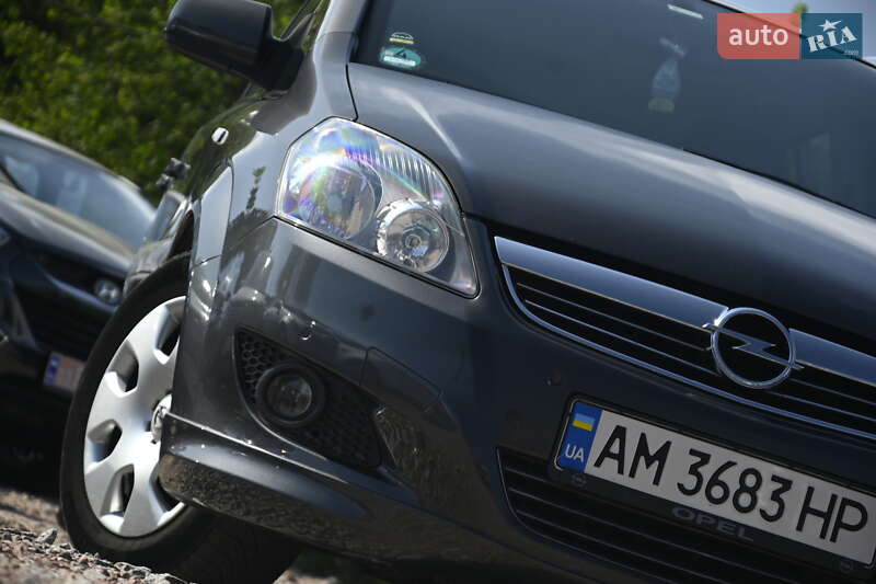 Opel Zafira 2010