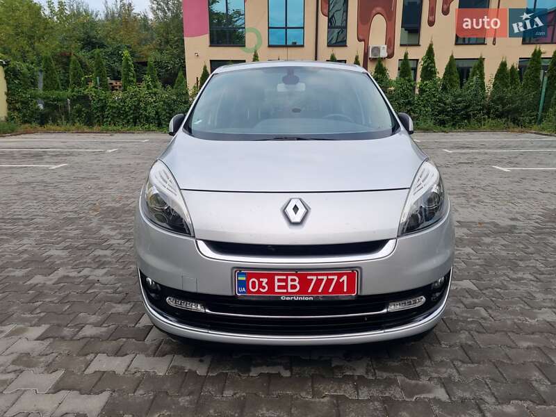 Renault Grand Scenic 2012