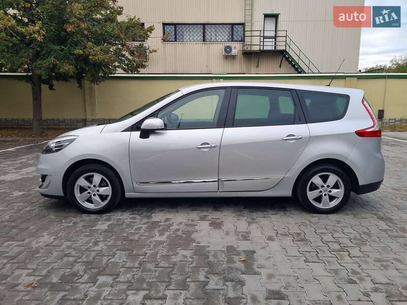 Renault Grand Scenic 2012