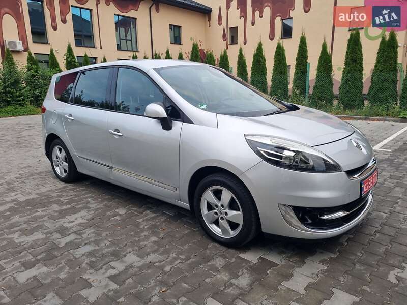 Renault Grand Scenic 2012