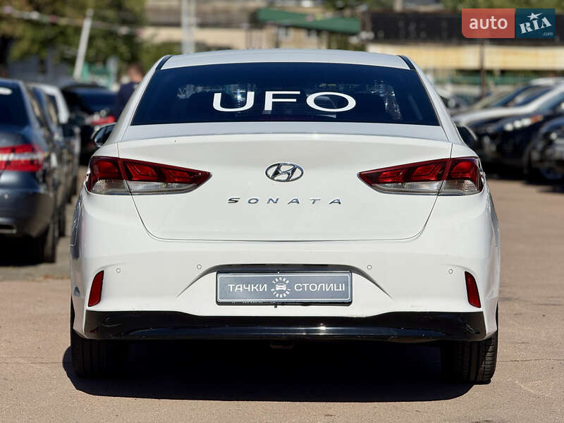 Hyundai-18