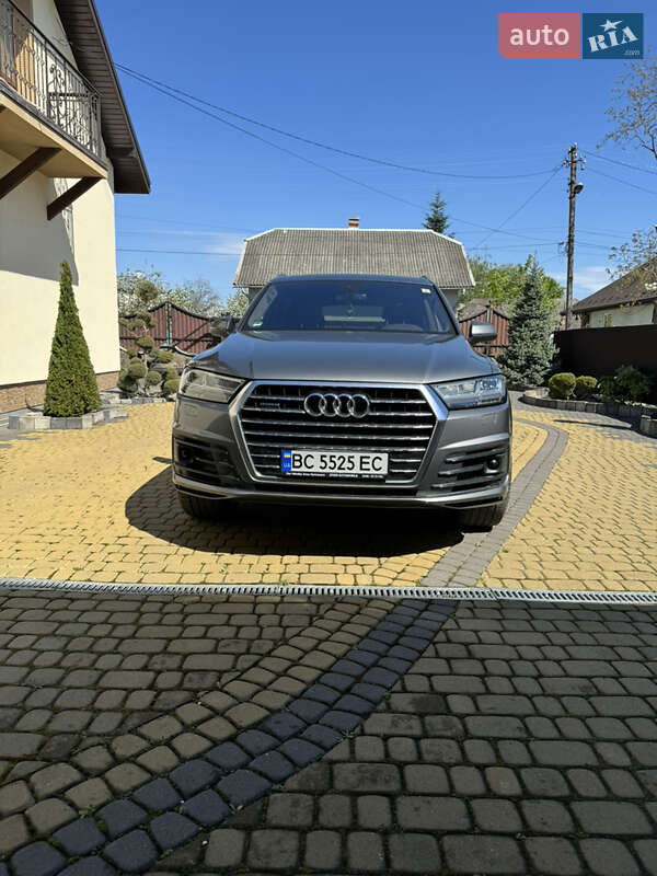 Audi-3