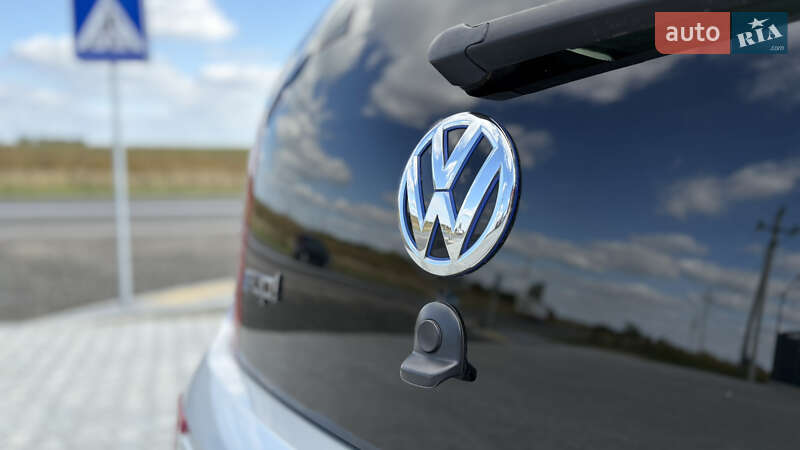 Volkswagen e-Up 2014