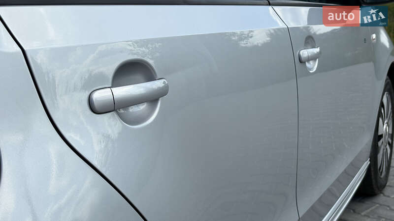 Volkswagen e-Up 2014